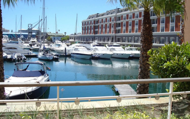 Mountain Marina Luxury Apartments