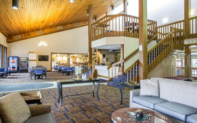 Howard Johnson by Wyndham Merrillville