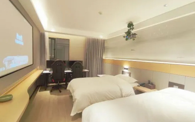 Hangzhou Tongbai Hotel