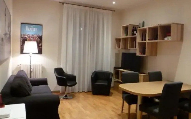 Elegante Appartamento in Centro Milano