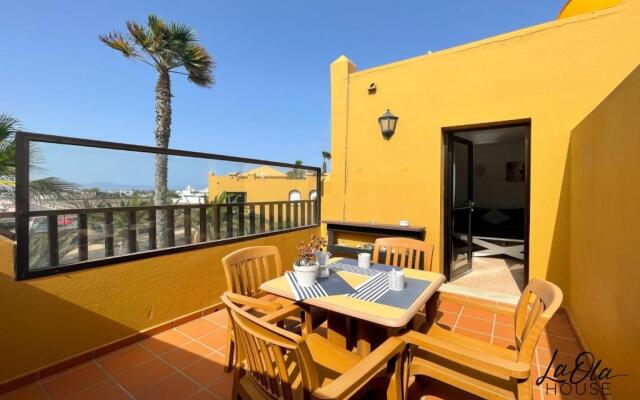 La Ola House Precioso apartamento con piscina