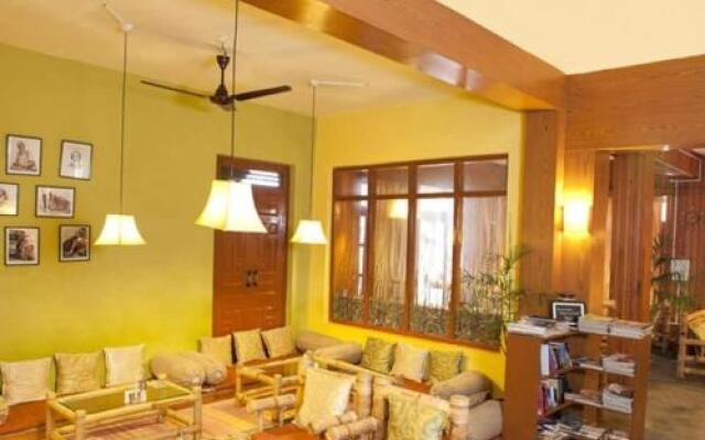 Drifters' Inn & Cafe Guesthouse