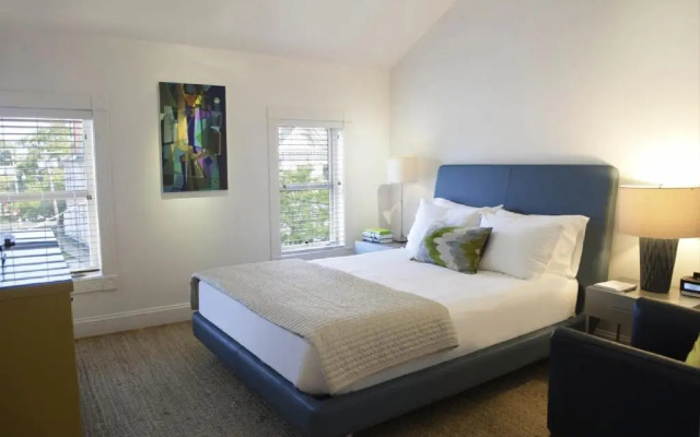 Zey Hotel