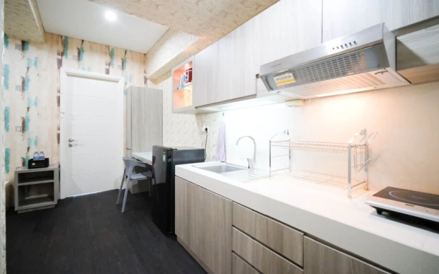 Best Location And Homey 1Br Apartment At Trillium Residence