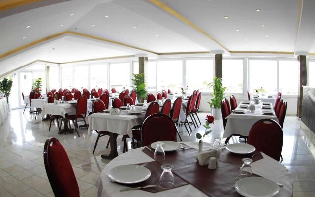 Kuran Hotel International