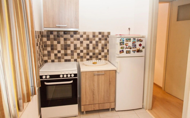 Fabulous Apartment Across Flisvos
