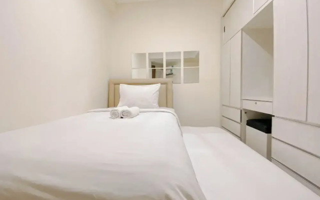 1Br With Pool View At Parahyangan Residence Apartment