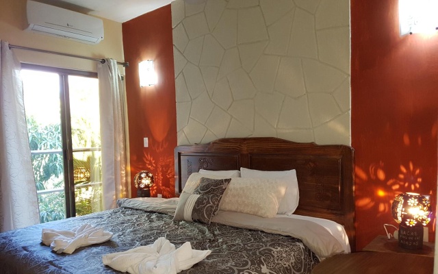 Hotel Maya