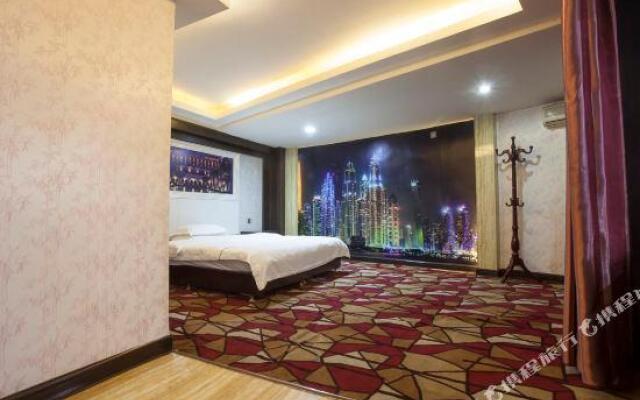 Huanan Hotel