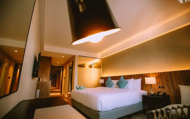 The Maximilian Hotel