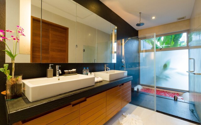 Surin Beach Luxury Villa