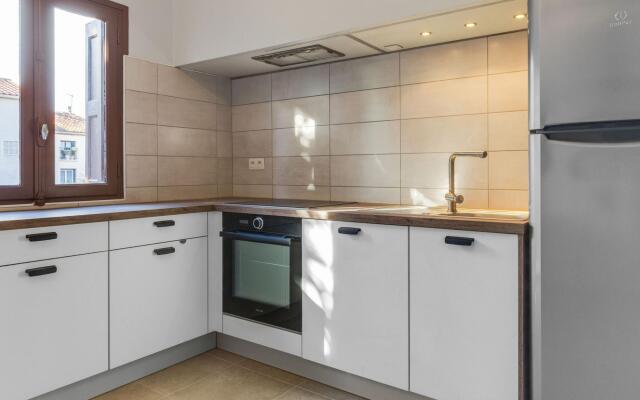 Alluring Holiday Home in Estagel with Private Pool