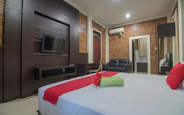 Bengawan Residence 66 by RedDoorz