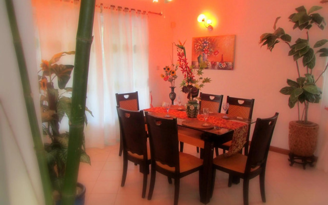 Golden Rod Villa