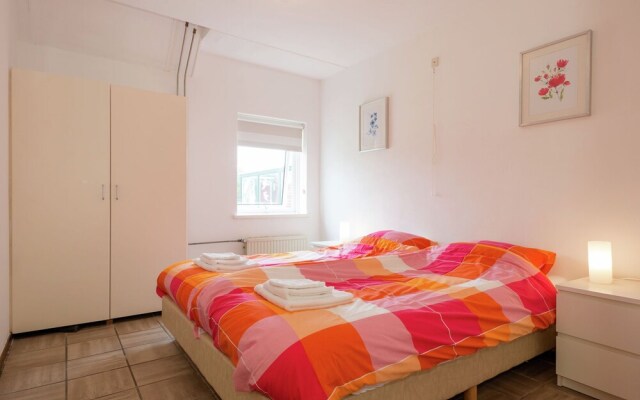 Quaint Apartment in Oosterend Terschelling near Sea