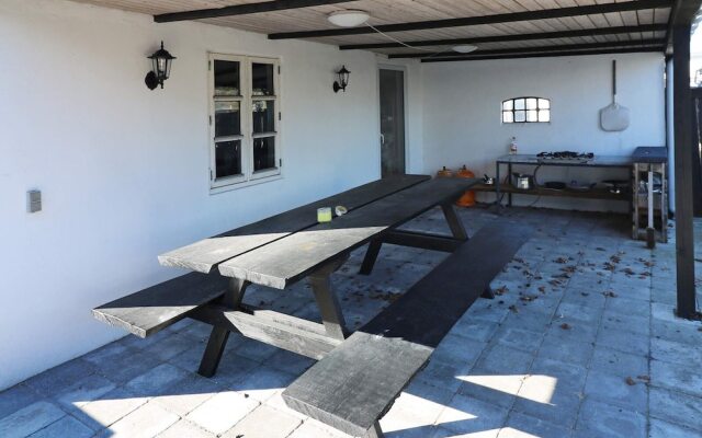 10 Person Holiday Home in Hadsund