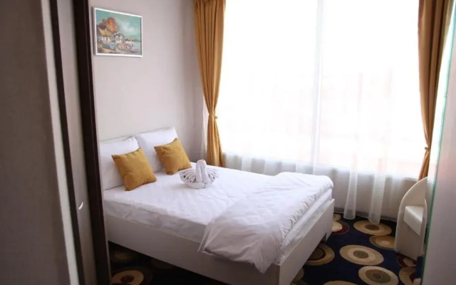 Hotel Plutitor Bella Marina Baltenii de Sus - Sulina
