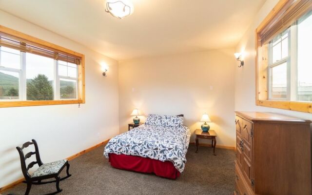 Cedar Lodge at Rockaway