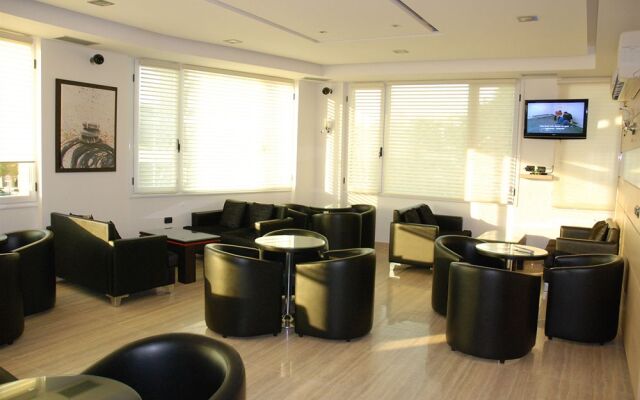 Hotel Lux Vlore