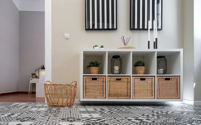 Nemeseos 80m² homm Apartment with Roof Garden and Pool
