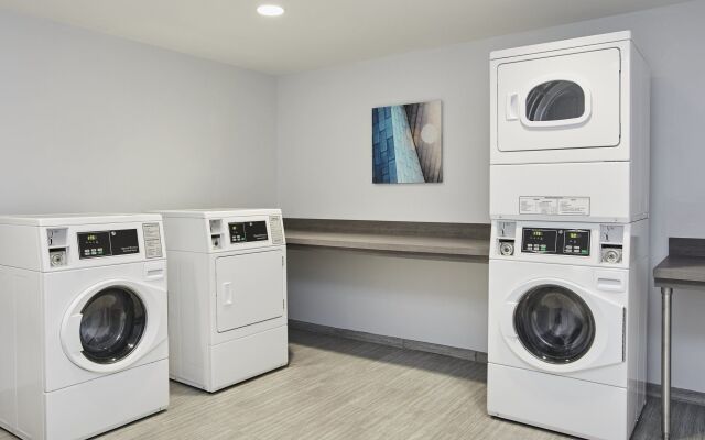 SpringHill Suites by Marriott Milwaukee Downtown