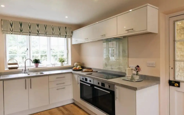 The Newington Place - Spacious 5bdr House With Garden Parking