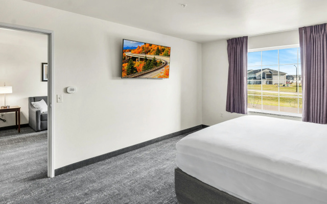 Cobblestone Hotel & Suites - Denmark/Green Bay