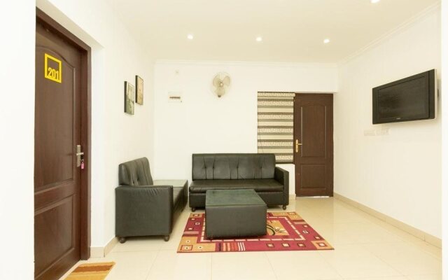 OYO 26990 Hotel Ivory Grande