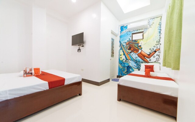 RedDoorz @ Bonifacio Extn Baler