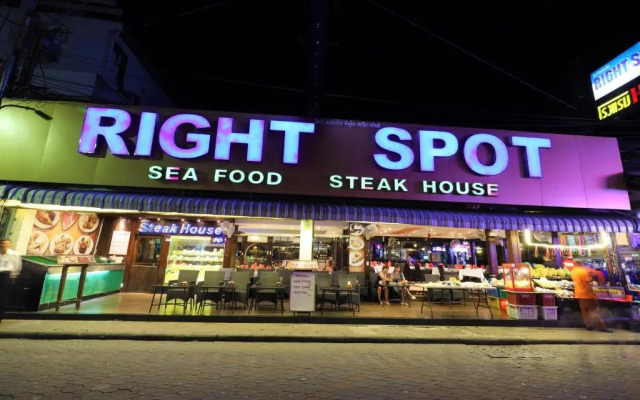 Right Spot Inn Hotel