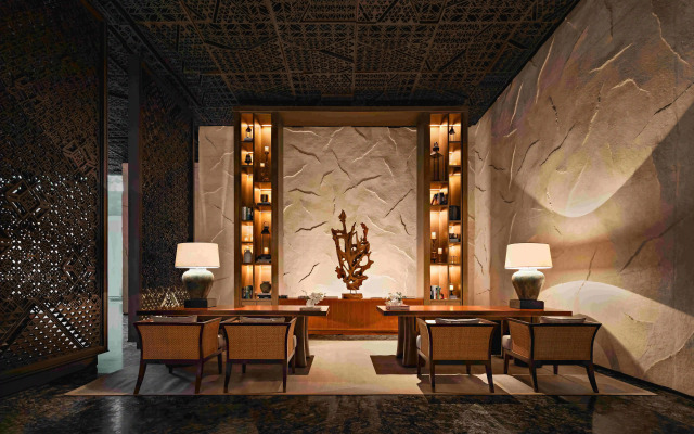 Bali Beach Hotel