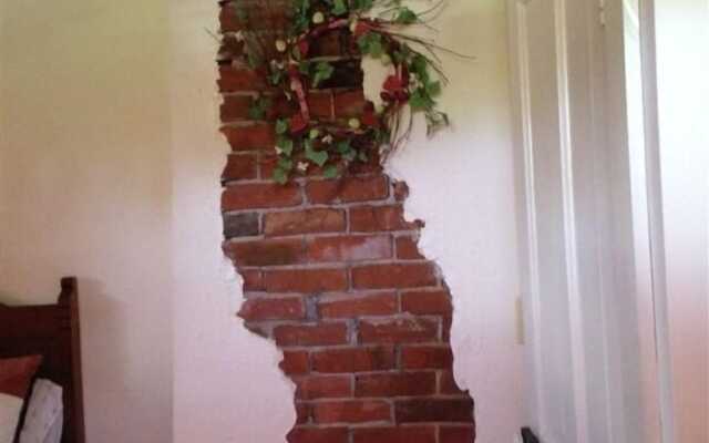 Strawberry Farm Bed & Breakfast