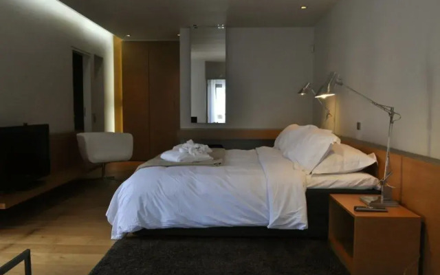 Elafivolia Arachova Suites
