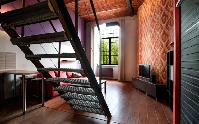 Dream Aparts - Lofty Scheiblera