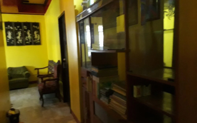Jack & Claud Bed & Breakfast Guest House