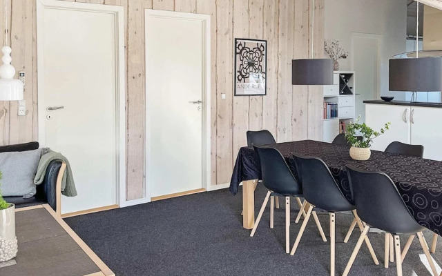 6 Person Holiday Home in Sydals