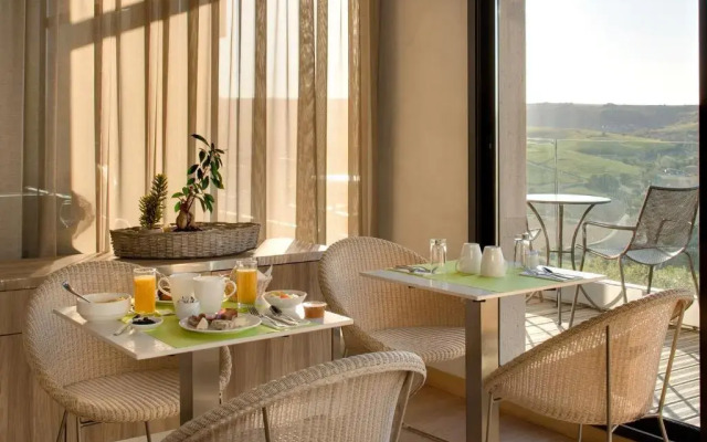 Le Panoramic Hôtel