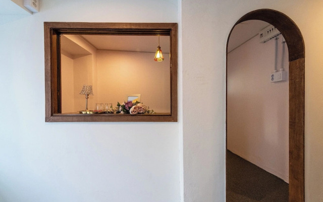 Crashin Yongsan Guesthouse