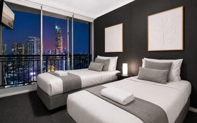 Chevron Renaissance - Wow Stay – Guest Rooms – Gold Coast