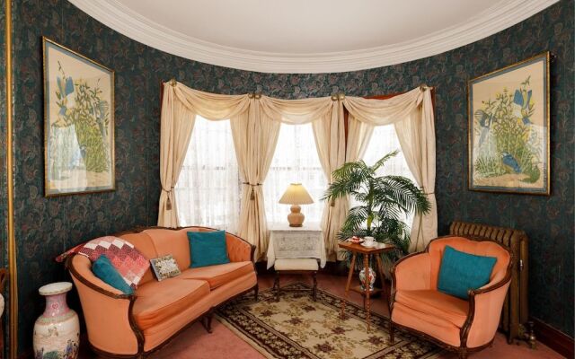 The Dempsey Manor Bed & Breakfast Inn