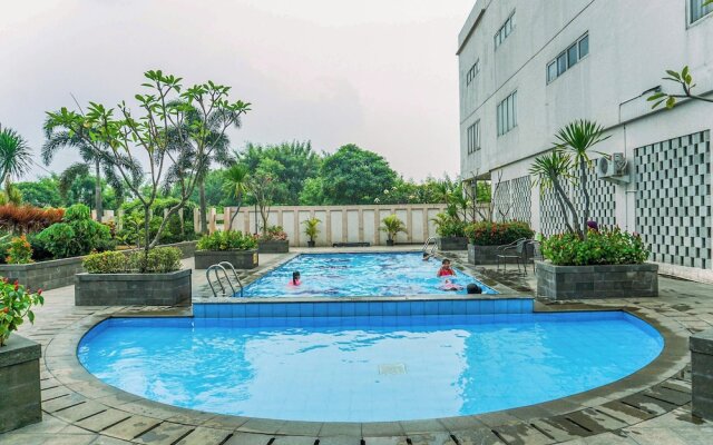 Cozy Stay Studio Apartment At Margonda Residence 5