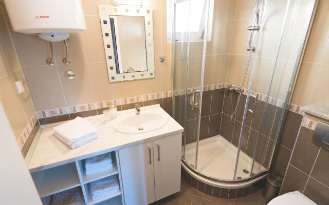 Apartments Borka