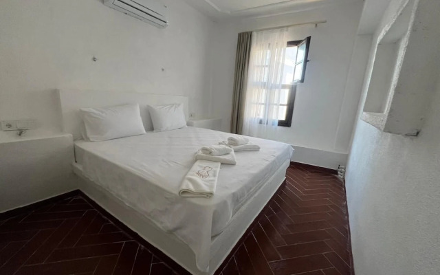 Ayvalık City House