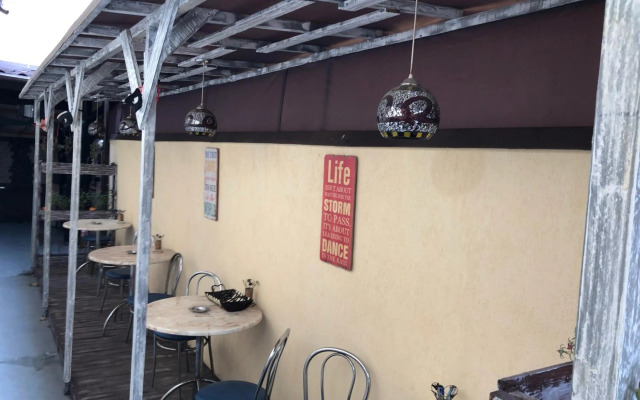 Serban Home Arenele Romane Marius Nasta