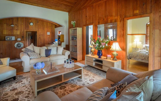 Celestial Dew Guest House, Day Spa, Retreat