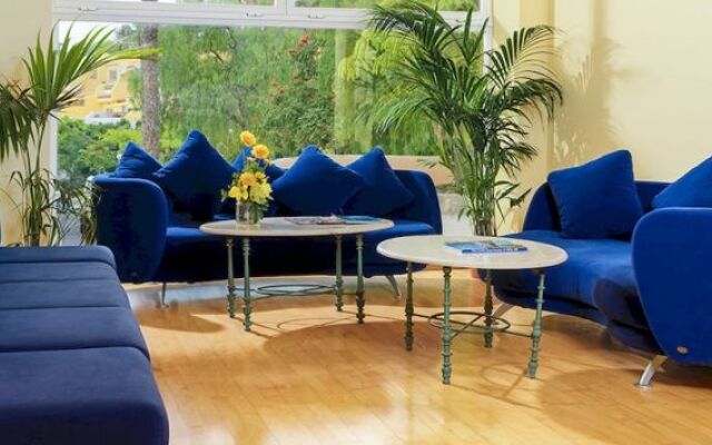 Paradise Court