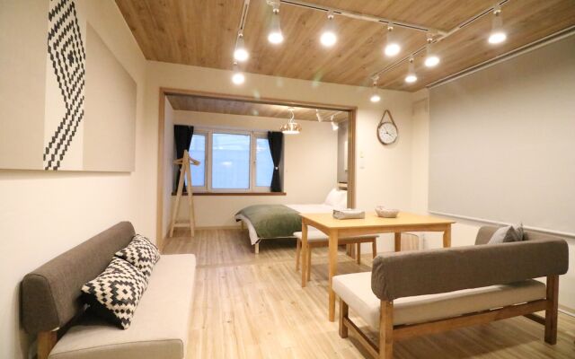 Sky Court 717