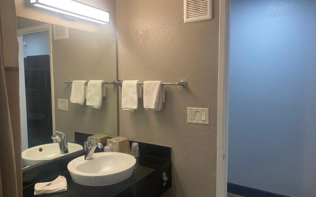 Motel 6 San Bernardino, CA - South
