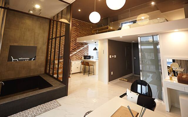 Cheongju Jade Nine Pension