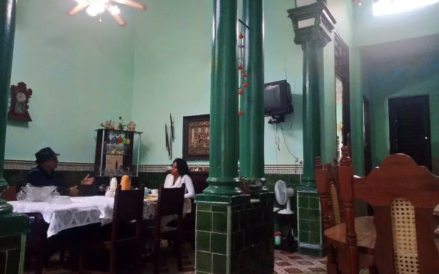 Santa Clara Cuba Bed and Breakfast Hostal Vista Park